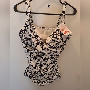 Lands End V-Neck Wrap Underwire Tankini Swim Top Black And White Floral Size 10P